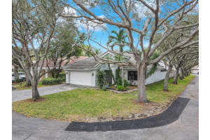 1863 NW 99th Ave, Plantation, FL 33322, Sold 03/08/24