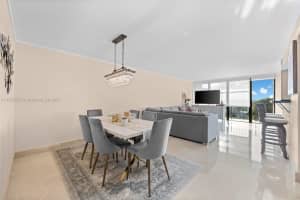 1000 Parkview Dr APT 607, Hallandale Beach, FL 33009, Sold 04/15/24