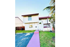 600 NW 98th Ct #600, Miami, FL 33172, Sold 08/27/24