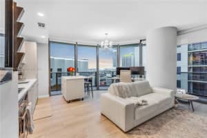 55 SW 9th St Apt 2808, Miami, FL 33130, Sold 05/06/24