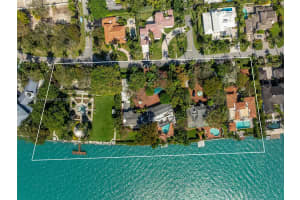 18 Lagorce Cir, Miami Beach, FL 33141, Sold 10/25/24