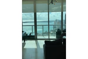 888 Biscayne Blvd APT 4902, Miami, FL 33132, Sold 06/20/24