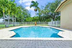 19411 SW 30th St, Miramar, FL 33029, Sold 05/15/24