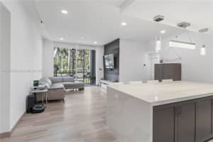9725 NW 52nd St APT 101, Doral, FL 33178, Sold 05/10/24