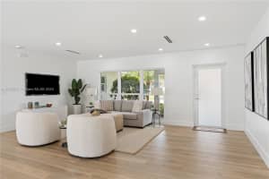 2448 SE 9th St, Pompano Beach, FL 33062, Sold 05/02/24
