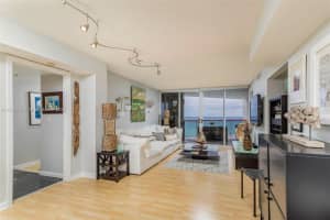 6767 Collins Ave APT 1607, Miami Beach, FL 33141, Sold 06/14/24