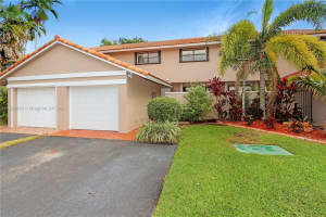 8911 SW 113th Pl Cir W, Miami, FL 33176, Sold 04/10/24