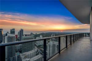 45 SW 9th St, Miami, FL 33130, Sold 11/12/24