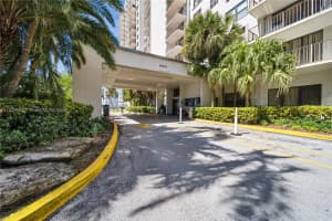 18151 NE 31st Ct APT 1915, Aventura, FL 33160, Sold 05/01/24