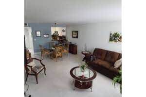 8050 W McNab Rd APT 323, Tamarac, FL 33321, Sold 08/02/24