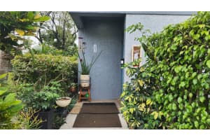 2753 S Oakland Forest Dr APT 203, Oakland Park, FL 33309, Sold 04/12/24