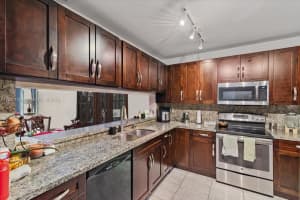 481 Ives Dairy Rd Apt 401-4, Miami, FL 33179, Sold 05/31/24