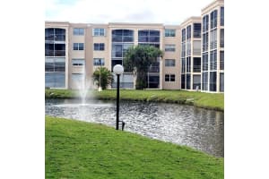 604 NE 2nd St APT 422, Dania Beach, FL 33004, Sold 04/15/24
