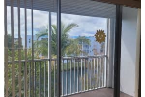 604 NE 2nd St APT 422, Dania Beach, FL 33004, Sold 04/15/24