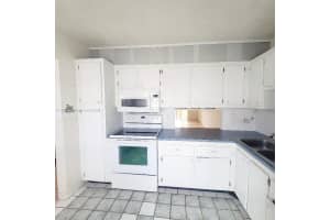 604 NE 2nd St APT 422, Dania Beach, FL 33004, Sold 04/15/24