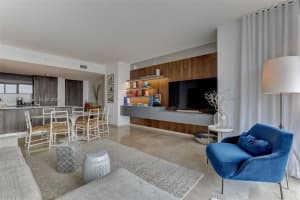 68 SE 6th St Apt 3004, Miami, FL 33131, Sold 10/16/24
