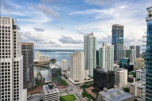 68 SE 6th St Apt 2902, Miami, FL 33131, Sold 05/07/24