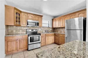 6320 SW 138th Ct APT 412, Miami, FL 33183, Sold 03/28/24