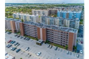 301 NE 14th Ave APT 501, Hallandale Beach, FL 33009, Sold 03/20/24