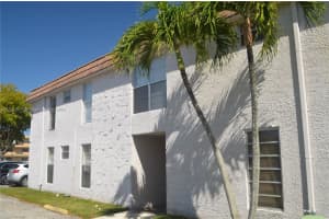10395 N Kendall Dr APT V8, Miami, FL 33176, Sold 05/24/24