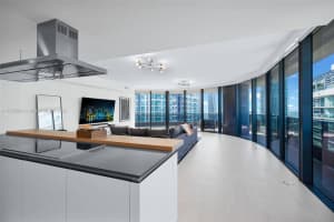 1000 Brickell Plaza Unit 4202, Miami, FL 33131, Sold 04/22/24