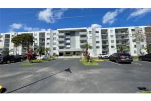 1301 NE 7th St APT 112, Hallandale Beach, FL 33009, Sold 04/09/24