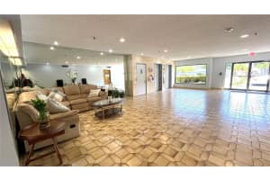 1301 NE 7th St APT 112, Hallandale Beach, FL 33009, Sold 04/09/24