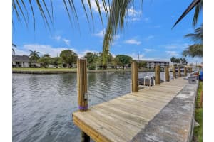 455 Golden Isles Dr APT 202, Hallandale Beach, FL 33009, Sold 05/08/24