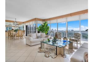 20281 E Country Club Dr APT 2215, Aventura, FL 33180, Sold 09/16/24