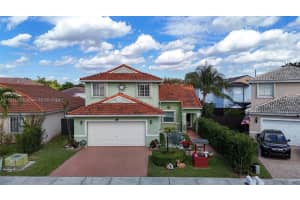 15735 SW 82nd St, Miami, FL 33193, Sold 05/09/24