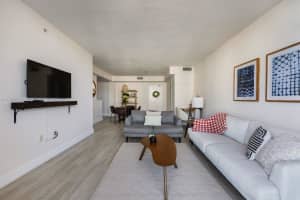 7501 E Treasure Dr #7l, North Bay Village, FL 33141, Sold 05/16/24