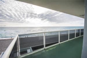 3725 S Ocean Dr APT 401, Hollywood, FL 33019, Sold 04/11/24