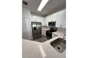 SE 24th Dr, Homestead, FL 33035, Sold 05/08/24
