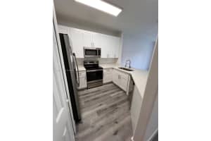 SE 24th Dr, Homestead, FL 33035, Sold 05/08/24