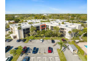 8075 SW 107th Ave APT 322, Miami, FL 33173, Sold 04/17/24