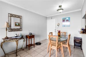 8185 NW 7th St APT 403, Miami, FL 33126, Sold 04/18/24