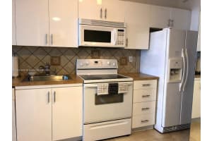 100 Lincoln Rd #820, Miami Beach, FL 33139, Sold 06/14/24