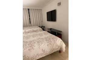 100 Lincoln Rd #820, Miami Beach, FL 33139, Sold 06/14/24