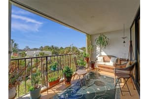 1901 N Ocean Blvd #3b, Fort Lauderdale, FL 33305, Sold 06/21/24