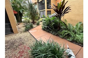 15555 N Miami Lakeway #107, Miami Lakes, FL 33014, Sold 11/01/24