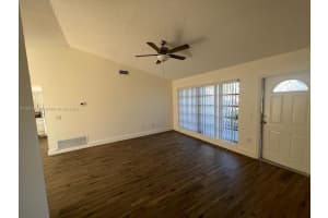 11520 NW 31st Pl, Sunrise, FL 33323, - MLS#A11531971