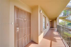 12755 Sw 16th Ct 211b, Pembroke Pines