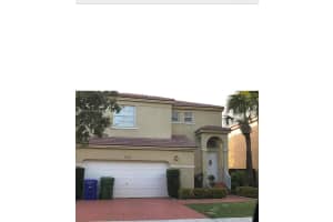 574 NW 159th Ave, Pembroke Pines, FL 33028, Sold 04/23/24