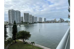 301 174th St APT 720, Sunny Isles Beach, FL 33160, Sold 06/16/25