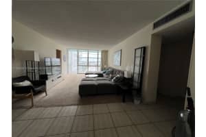 301 174th St APT 720, Sunny Isles Beach, FL 33160, Sold 06/16/25