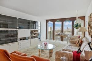 301 174th St APT 1502, Sunny Isles Beach, FL 33160, Sold 08/02/24