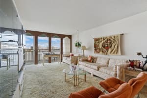 301 174th St APT 1502, Sunny Isles Beach, FL 33160, Sold 08/02/24