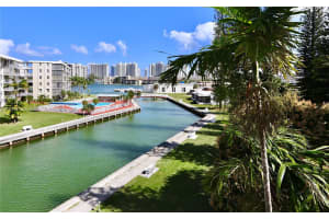2905 Point E Dr APT L409, Aventura, FL 33160, Sold 04/16/24