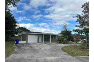 2149 SW 47th Ave, Fort Lauderdale, FL 33317, Sold 04/15/24