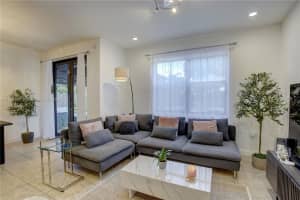 875 NW 104 Ave, Miami, FL 33172, Sold 03/22/24